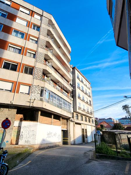 Foto 3ccbf2c4-6888-4805-98ac-668923aa54e1. Location parking moto dans avenida de castrelos 25 dans Vigo