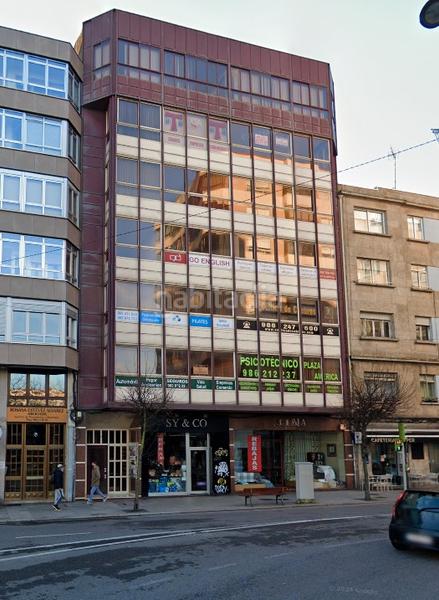 Foto 31616f8c-7344-44a7-a929-2746ba4e7e93. Location bureau dans avenida da florida 9 dans As Travesas - Balaidos Vigo