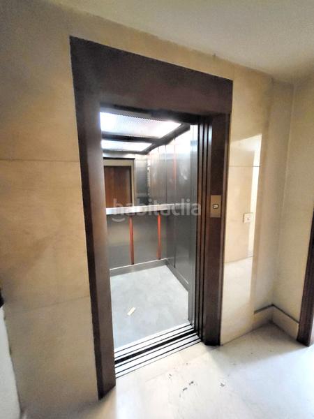 Foto 9e30050e-55a1-4ad4-8443-a600184915e0. Location bureau dans avenida da florida 9 dans As Travesas - Balaidos Vigo