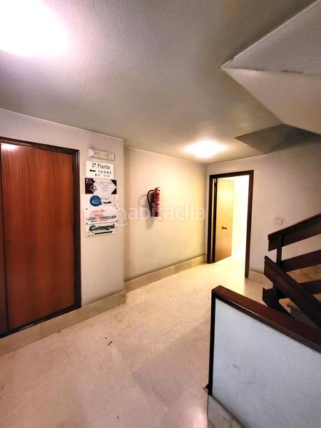 Foto bc163ae2-b2bf-4986-ab36-9224a40380e7. Location bureau dans avenida da florida 9 dans As Travesas - Balaidos Vigo