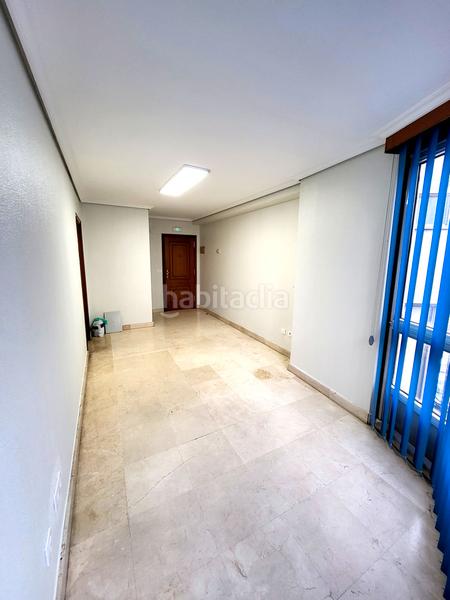 Foto 82058458-7494-4581-b08b-abebfd9bc7cf. Miete büro in avenida da florida 9 in As Travesas - Balaidos Vigo