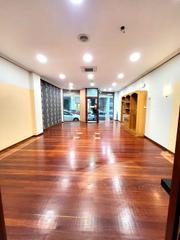 Geschäftsraum in Rúa Pintor Laxeiro 10