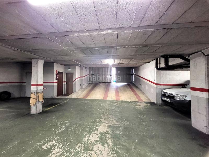 Foto 6d8a6281-89bf-4270-a8ab-412edce03af8. Location parking voiture dans rúa luis seoane 2 dans Vigo