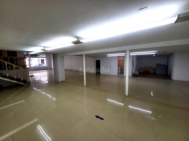 Foto 6739b00c-57e4-44da-8379-67fd21433a15. Alquiler local comercial local de 350m2 a pie de calle. en Vigo