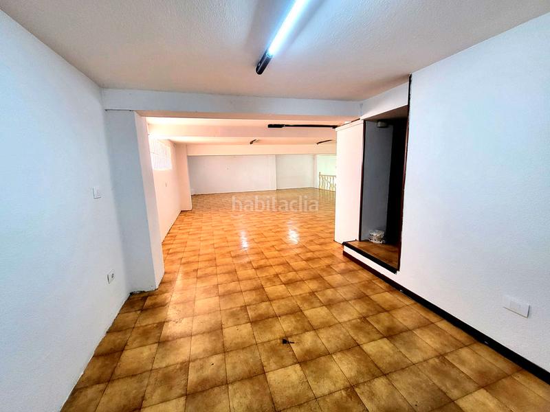 Foto 4157c0bc-4430-4f9c-87eb-2008650efe92. Rent business premise in As Travesas - Balaidos Vigo