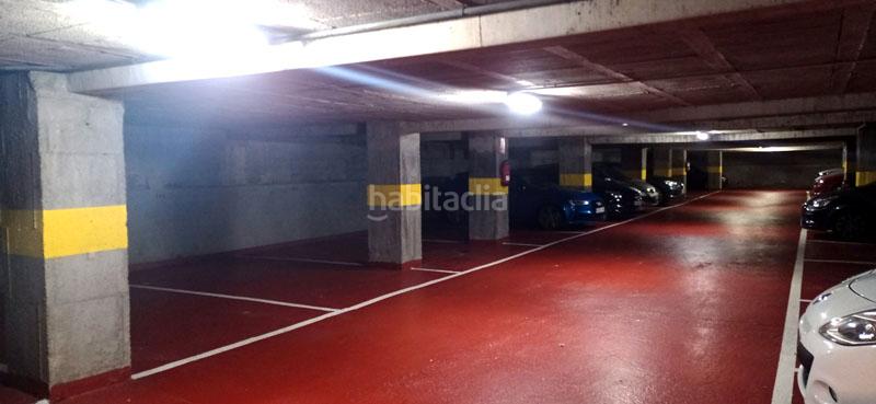 Foto ffbc8140-7c60-44a1-ade6-5523f29afc5d. Alquiler parking coche en rúa quintela 25 plaza coche grande. a 5 minutos de plaza américa. en Vigo