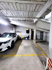 Miete Autoparkplatz in Avenida de castelao 53. Alquiler de garaje en avenida de castelao, 53