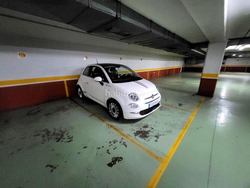 Foto 12002da4-248a-4d1a-a0dd-1f955b9d0585. Location parking voiture dans rúa do ecuador 84 dans Vigo