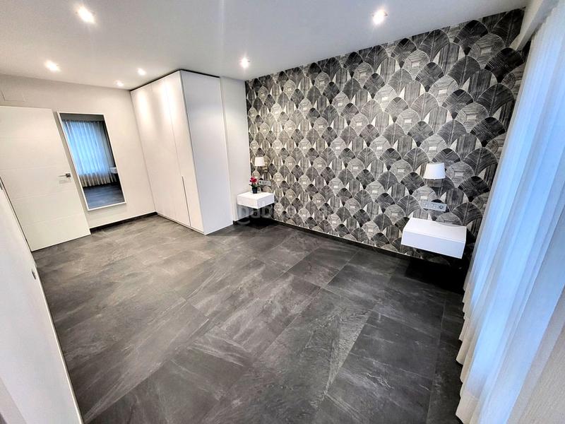 Foto 0b8bb822-8257-49e2-8946-0dea7fd97f36. Affitto appartamento con riscaldamento parcheggio piscina in Vigo