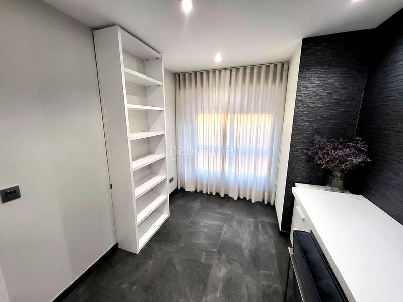 Foto 23d448fd-0d3b-4e9f-a21d-98b832573015. Rent flat with heating parking pool in As Travesas - Balaidos Vigo