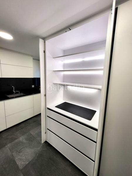 Foto 6b5d5bbd-085d-4bb7-9184-3af9dd15b9a8. Rent flat with heating parking pool in As Travesas - Balaidos Vigo