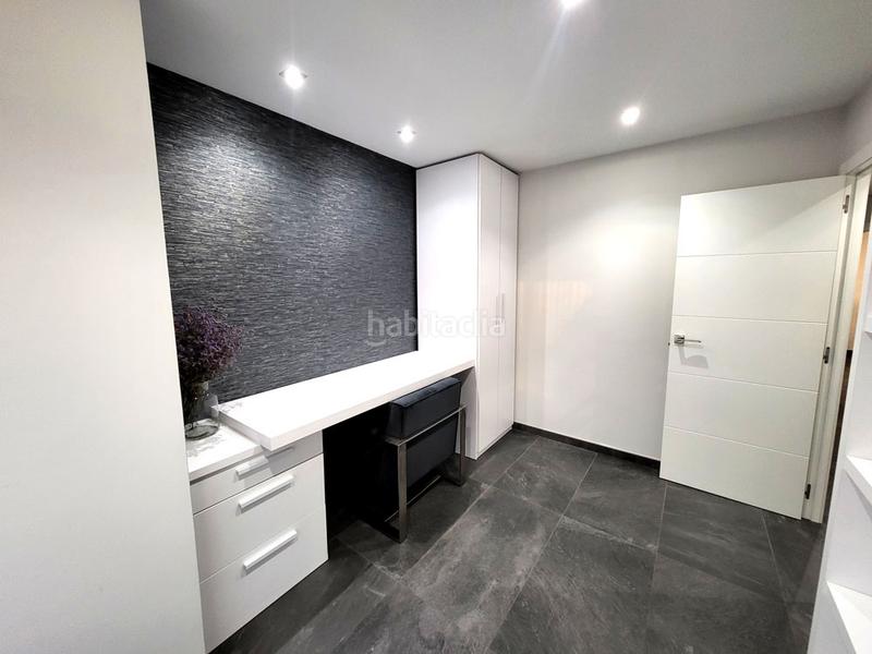 Foto 8fe1c9de-5345-43ef-9019-d91d72413e70. Rent flat with heating parking pool in As Travesas - Balaidos Vigo