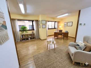 Alquiler Oficina  Travesía coruña. Oficina en alquiler en 1ª travesía coruña, vigo