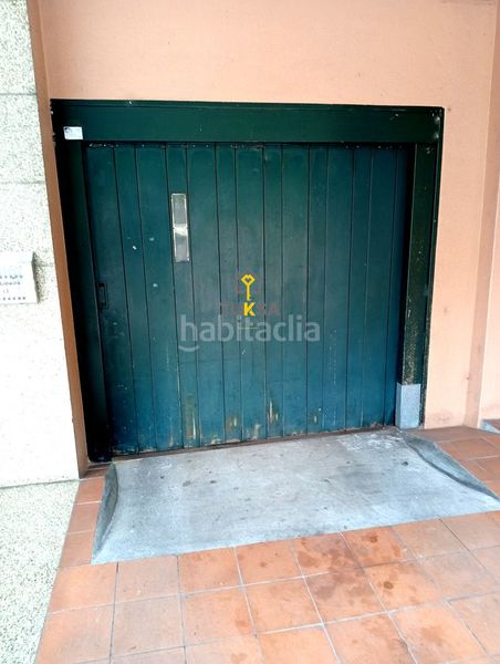 Foto 08a7b18a-660e-4c19-b472-e467022ed641. Aparcament cotxe a Sardoma - Castrelos Vigo