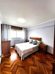 Rent Flat  Rúa do conde de torrecedeira. Calle do conde de torrecedeira