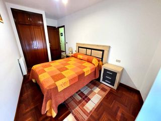 Miete Appartement  Rúa doctor darío durán gómez. Apartamento amueblado, exterior, garaje y bodega.