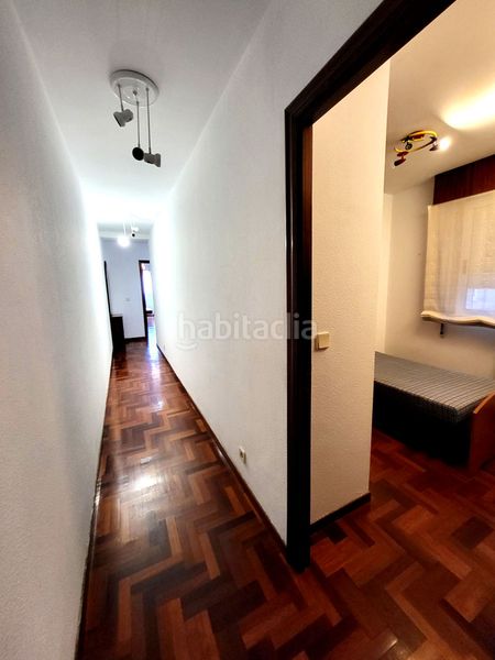 Foto 6ba2f90f-6822-48f7-a39a-9220092bed8e. Rent flat with heating parking in As Travesas - Balaidos Vigo