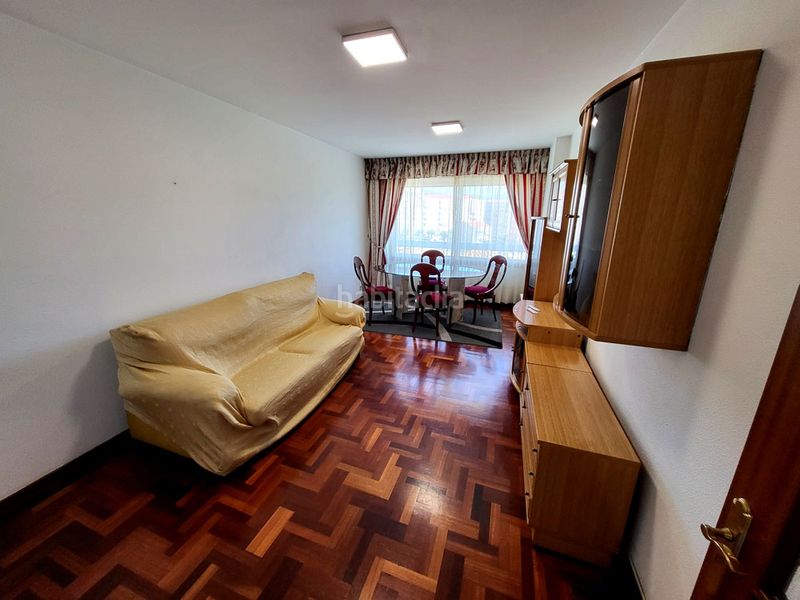 Foto 80877310-6f81-458c-809c-158c1a3bf0e3. Rent flat with heating parking in As Travesas - Balaidos Vigo