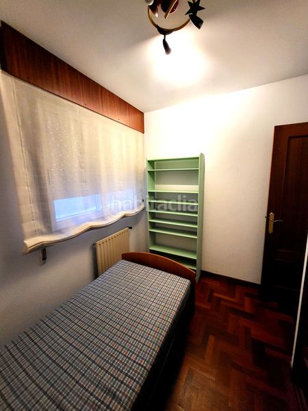 Foto aa4bacef-5327-41b6-bf7e-906b0328aef9. Rent flat with heating parking in As Travesas - Balaidos Vigo