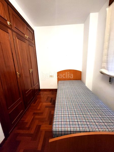 Foto b1d236c7-933b-4a0f-9c26-0c8837e0199b. Rent flat with heating parking in As Travesas - Balaidos Vigo