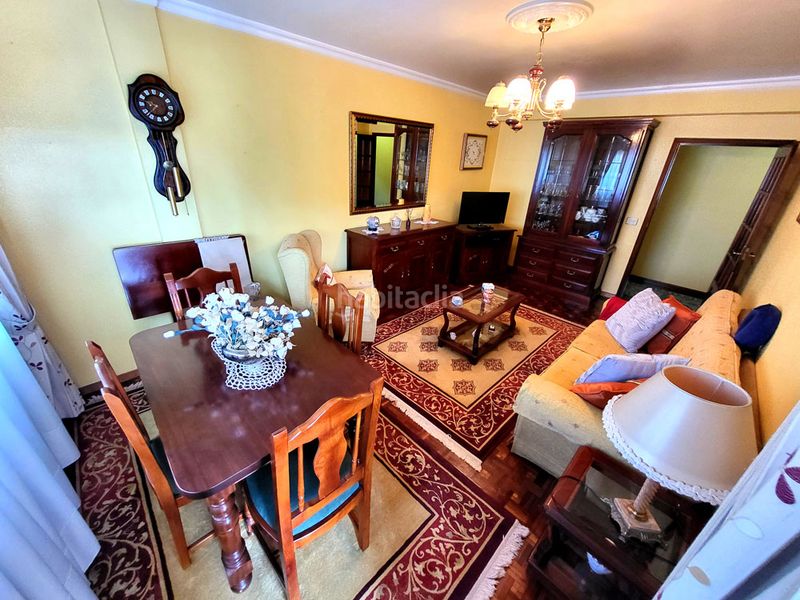 Foto 7881b134-fb3c-4ac0-9376-19a8338cbbde. Rent flat with heating in As Travesas - Balaidos Vigo