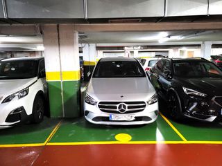 Aparcament cotxe a Rúa otero pedrayo 5. Garaje coche grande zona p.independencia