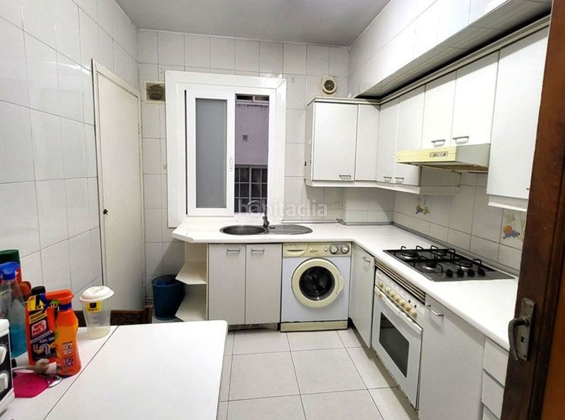 Foto 2aed13ba-8d66-45b2-8160-9e9725cf462e. Rent flat in Camelias - Pi y Margall Vigo