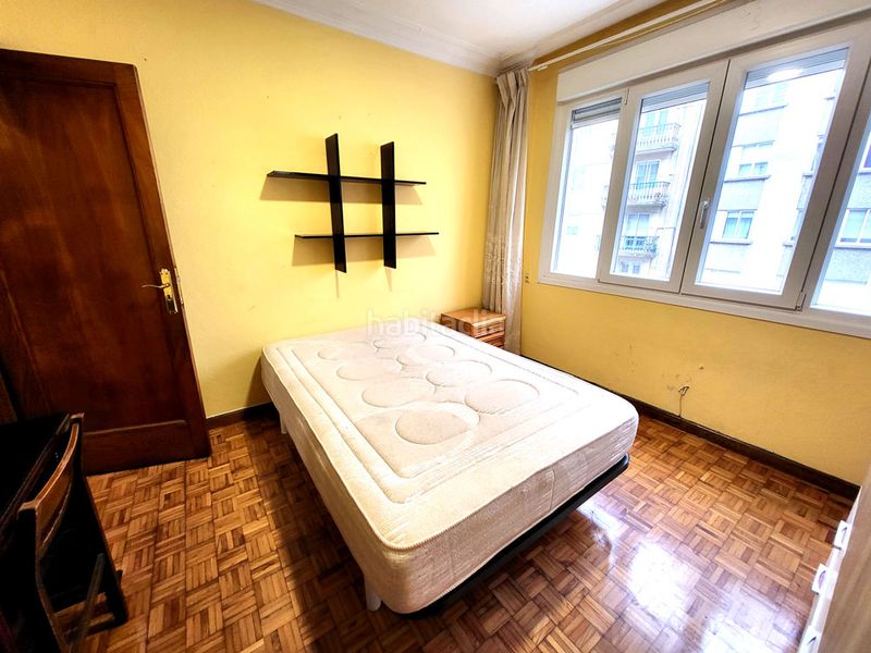 Foto 85c17a7e-08ee-4ca9-ab40-0d0972f94602. Rent flat in Camelias - Pi y Margall Vigo