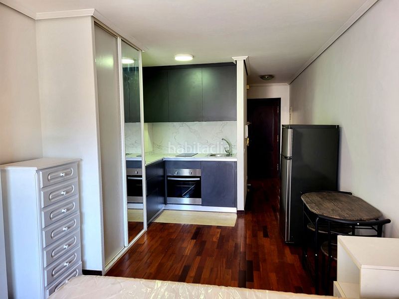 Foto 5f577c89-4f1b-4a52-87dd-eaf31aa369e4. Miete studiowohnung in As Travesas - Balaidos Vigo