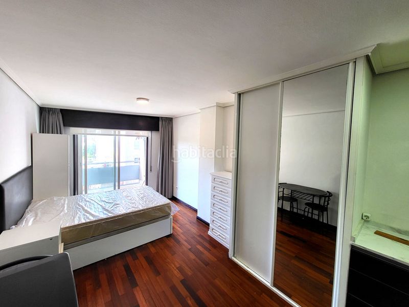 Foto 983b7cfd-f7b9-4c88-8a04-9e559ca80af3. Miete studiowohnung in As Travesas - Balaidos Vigo