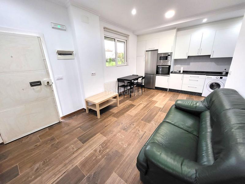 Foto ff2f40fa-8afa-4dc9-a0a2-8eb812e35797. Rent flat with heating in As Travesas - Balaidos Vigo