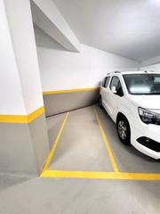 Parking moto à Rúa Travesía de Vigo 179