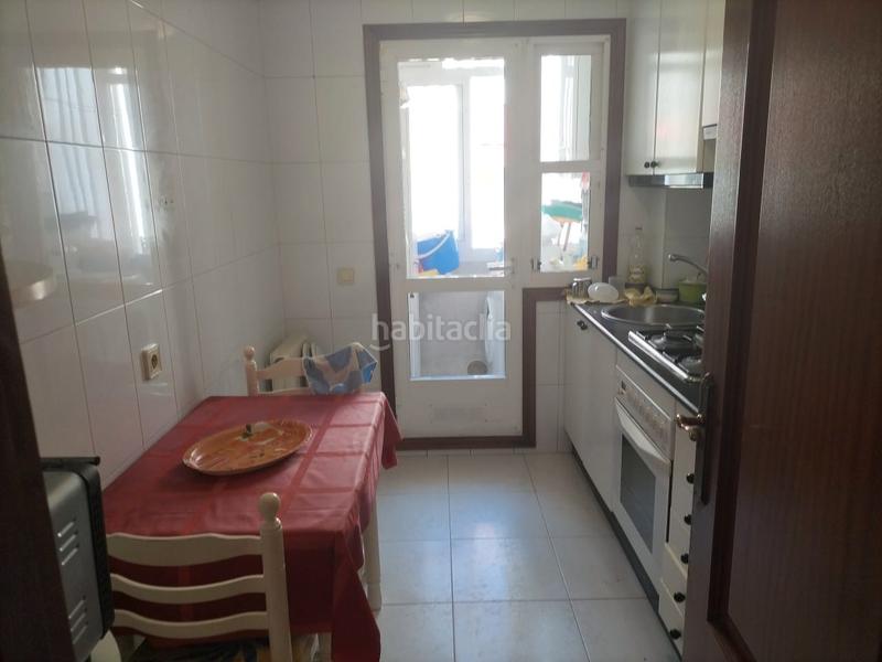 Foto 8802662c-1103-4157-8eb7-19e3e47312b1. Rent flat with heating parking in A Parda Pontevedra