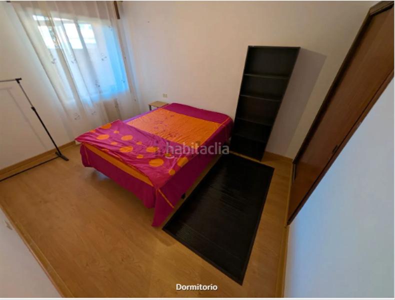 Foto 04f9975a-6f91-4a21-8635-a954c4a91a95. Piso  de 145 metros en loureiro crespo para entrar a vivir en Pontevedra