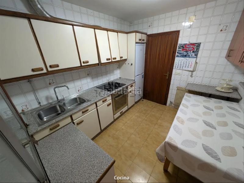 Foto 81ec3551-ee69-4493-a88e-ee55c34a6229. Piso  de 145 metros en loureiro crespo para entrar a vivir en Pontevedra