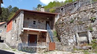 Casa in Cerdedo. Casa de piedra  restaurada  en  cerdedo