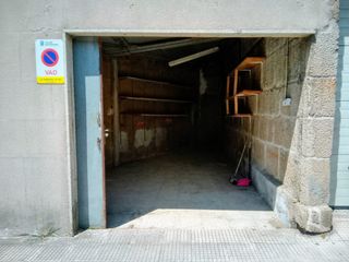 Lloguer Aparcament cotxe a Avenida do conde de bugallal 36. Garaje  o  local  pequeño
