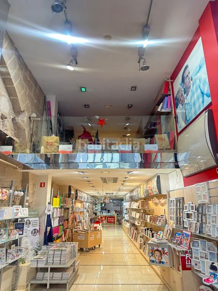 Foto 45dc984d-feee-44d0-b199-08a6620d0831. Local comercial a Centre Històric Lleida