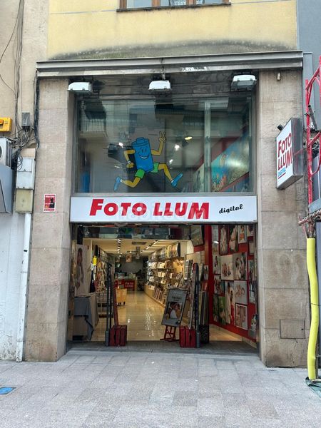 Foto 80e8699a-c4fe-4be0-9f2c-6515c6207157. Local comercial a Centre Històric Lleida