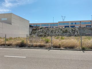 Industrial plot en Calle pe�a oroel 47. Poligono valdeconsejo