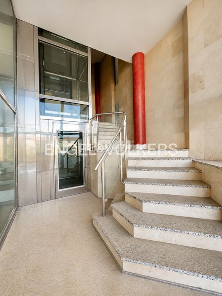 Foto 3f0ae1ea-c930-499d-a992-c9197285409e. Apartament amb calefacció aparcament a Algaba (La)