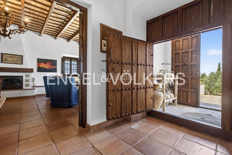 Foto 0ab00249-fd69-47b2-a733-107975e0fee5. Casa amb calefacció piscina a Osuna