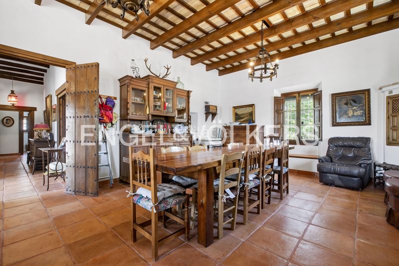 Foto bdb8428d-9d5d-4bc2-8141-a9df9abec486. Casa amb calefacció piscina a Osuna