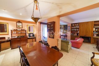 Pis a Asdrúbal - Bahía Blanca. Vivienda señorial en cádiz 260 m con terraza interior y balcón s