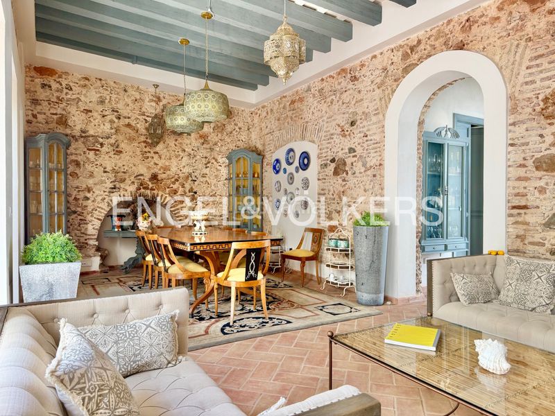 Foto 1b968d79-31f6-4f42-ae6c-0010f62f8d40. Casa adossada amb calefacció a Ayamonte ciudad Ayamonte
