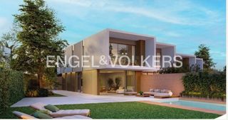 Casa adossada a Novo Sancti Petri. Villas de nueva construcción con diseño contemporáneo y vistas a