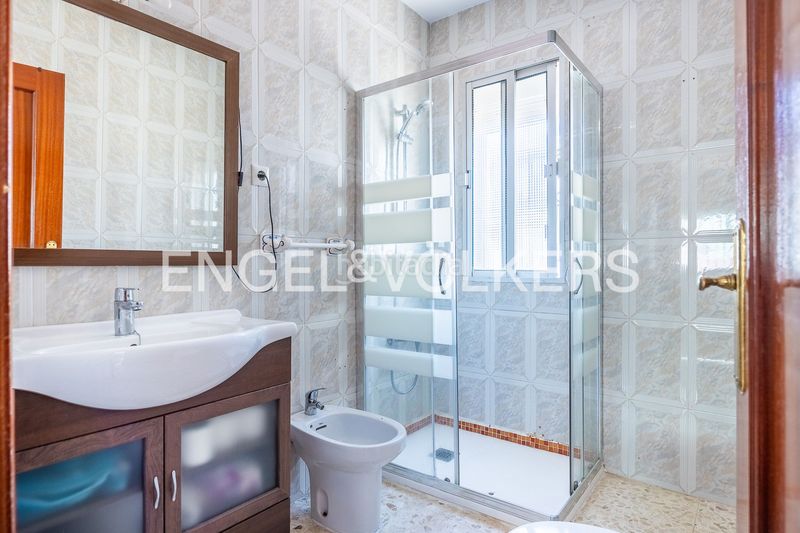 Foto 12d6f09c-0e41-4725-ab66-c2b6b27f1a34. Haus mit heizung parking pool in Castilblanco de los Arroyos