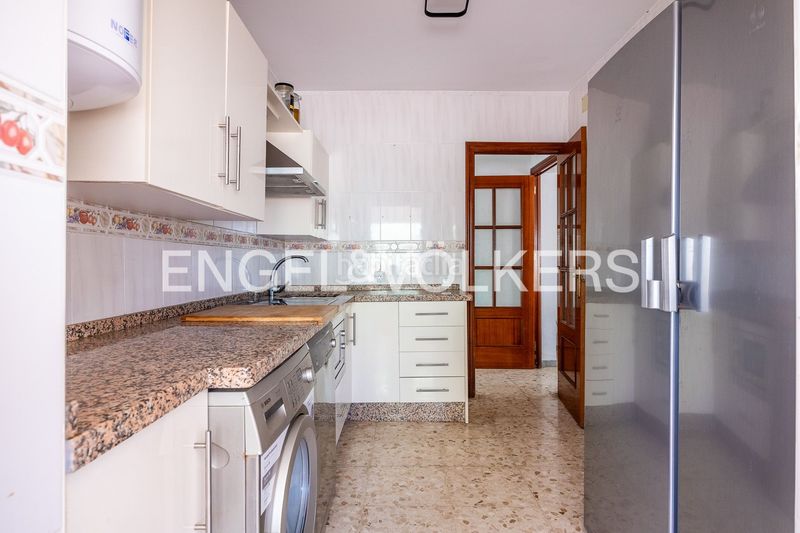 Foto 420505a8-e552-4448-b531-ba5865bcd947. Haus mit heizung parking pool in Castilblanco de los Arroyos