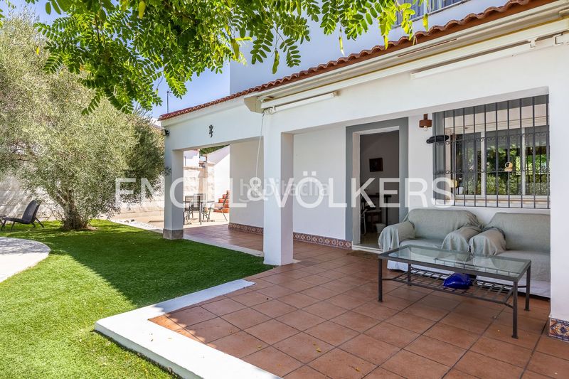 Foto e80b3975-ab42-4c28-b6d3-6c43fbe33ac0. Haus mit heizung parking pool in Castilblanco de los Arroyos
