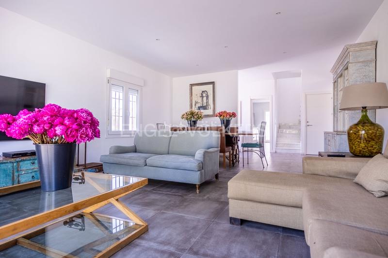 Foto 678f868e-b3be-469e-ba93-08ad75133afd. Masia amb calefacció piscina a Colegio Europa Espartinas